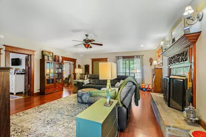 1021 Ave Avenue E, Bacliff, TX 77518 - Photo 11