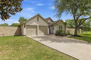 2426 Spellbrook Ct, League City, TX 77573 - Photo 1