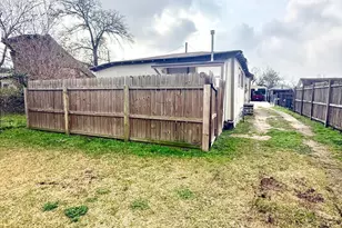 1213 Boswell St, Houston, TX 77009 - Photo 23