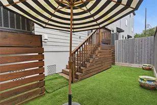 2409 Bevis St, Houston, TX 77008 - Photo 39