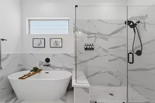 2409 Bevis St, Houston, TX 77008 - Photo 33