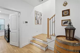 2409 Bevis St, Houston, TX 77008 - Photo 7