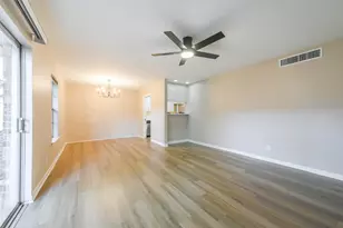 2824 Briarhurst Dr, Houston, TX 77057 - Photo 25