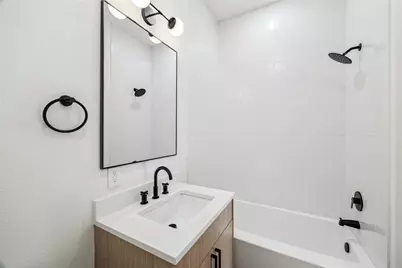 4413 & 4415 Buck St #A/B, Houston, TX 77020 - Photo 13