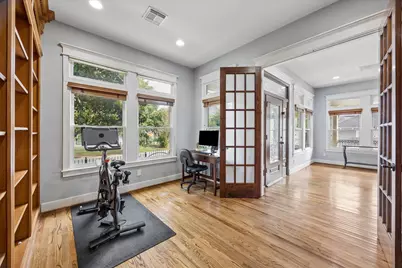 915 Oxford Street, Houston, TX 77008 - Photo 11