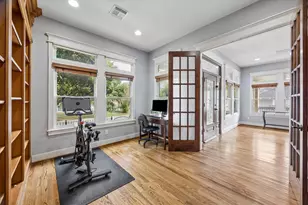 915 Oxford St, Houston, TX 77008 - Photo 11