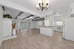 7718 Morley St, Houston, TX 77061 - Photo 19