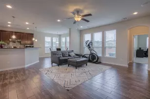 3720 Daisy Ln, Huntsville, TX 77340 - Photo 3