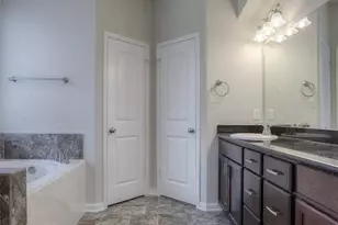 3720 Daisy Ln, Huntsville, TX 77340 - Photo 15