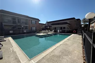 2250 Bering Dr, Houston, TX 77057 - Photo 19