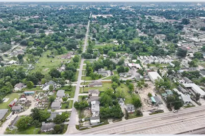 9650 E Hardy Road, Houston, TX 77093 - Photo 27
