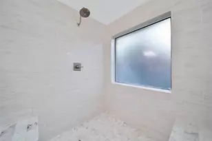3907 Broad Thicket Ct, Sugar Land, TX 77498 - Photo 23