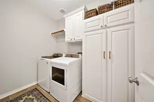 3907 Broad Thicket Ct, Sugar Land, TX 77498 - Photo 37