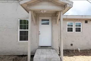 12115 Segrest A Dr, Houston, TX 77047 - Photo 11