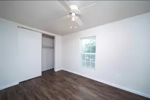 12115 Segrest A Dr, Houston, TX 77047 - Photo 5