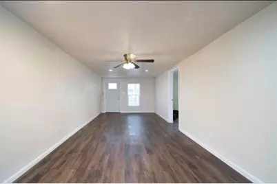 12115 Segrest A Drive, Houston, TX 77047 - Photo 7