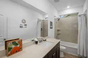 35440 Woodtrace Cir, Pinehurst, TX 77362 - Photo 15