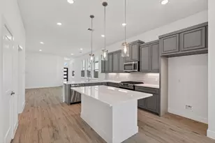 648 Crested Duck Ct, Willis, TX 77318 - Photo 9