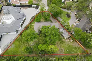 31 E Shady Ln, Houston, TX 77063 - Photo 3