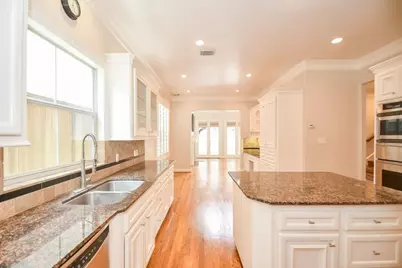 7626 E Jordan Cove, Houston, TX 77055 - Photo 9