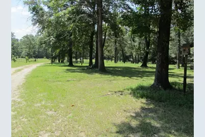 52 Fm 405 Road, Huntsville, TX 77320 - Photo 15