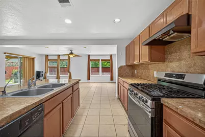 16547 Lanesborough Drive, Houston, TX 77084 - Photo 25