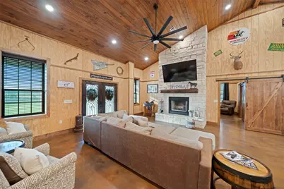 1402 Eagle Ferry Road, Anahuac, TX 77514 - Photo 9