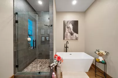 1402 Eagle Ferry Road, Anahuac, TX 77514 - Photo 23