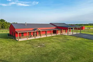 1402 Eagle Ferry Rd, Anahuac, TX 77514 - Photo 1