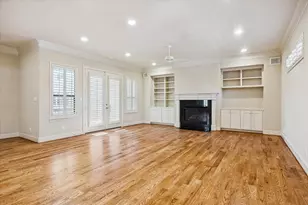 4732 Banning Dr, Houston, TX 77027 - Photo 9