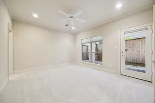 4732 Banning Dr, Houston, TX 77027 - Photo 19
