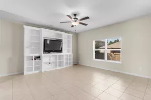 7623 Square Garden Ln, Conroe, TX 77304 - Photo 13