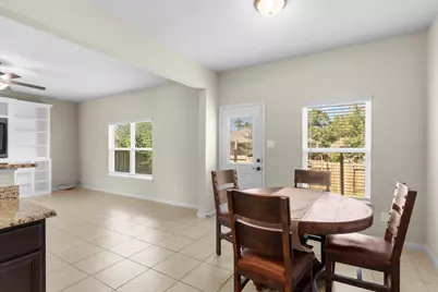 7623 Square Garden Lane, Conroe, TX 77304 - Photo 9