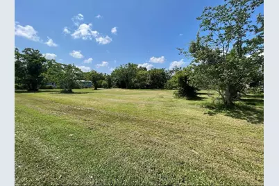 224 Coker Street, Jones Creek, TX 77541 - Photo 5