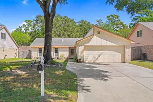25806 Old Carriage Ln, Spring, TX 77373 - Photo 3