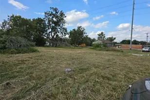 9203 W Montgomery Rd, Houston, TX 77088 - Photo 1