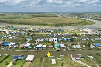 1249 County Road 202, Sargent, TX 77414 - Photo 33