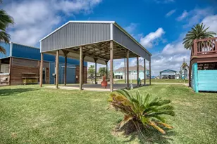 1249 County Rd 202, Sargent, TX 77414 - Photo 5