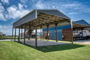 1249 County Rd 202, Sargent, TX 77414 - Photo 3