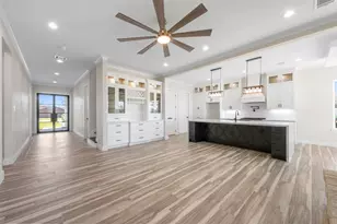 4221 Mallard Ln, Baytown, TX 77523 - Photo 7