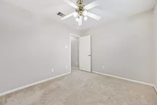 4714 Montclair Hill Ln, Fresno, TX 77545 - Photo 33