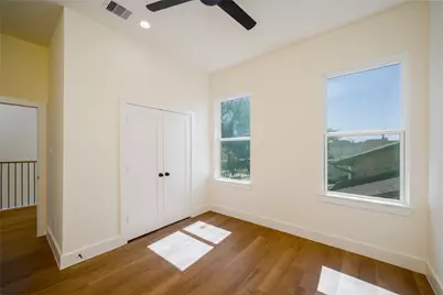 8916 Knoll Branch Dr Drive, Houston, TX 77080 - Photo 19