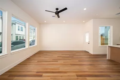 8916 Knoll Branch Dr Drive, Houston, TX 77080 - Photo 25