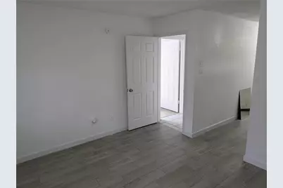 5815 Village Forest Court, Houston, TX 77092 - Photo 9