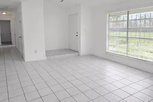 5815 Village Forest Ct, Houston, TX 77092 - Photo 5