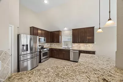 2112 Bristol Breeze Lane, League City, TX 77573 - Photo 13