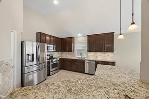 2112 Bristol Breeze Ln, League City, TX 77573 - Photo 13