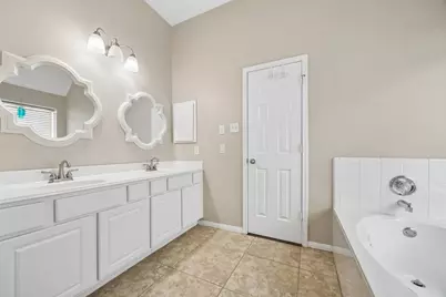 2112 Bristol Breeze Lane, League City, TX 77573 - Photo 19