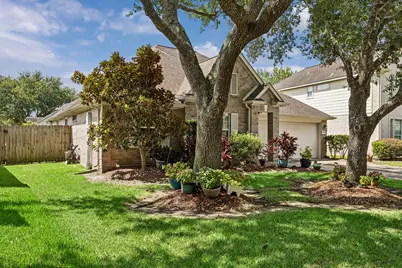 2112 Bristol Breeze Lane, League City, TX 77573 - Photo 3