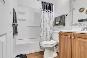 7426 Nightingale Cir, Texas City, TX 77591 - Photo 11